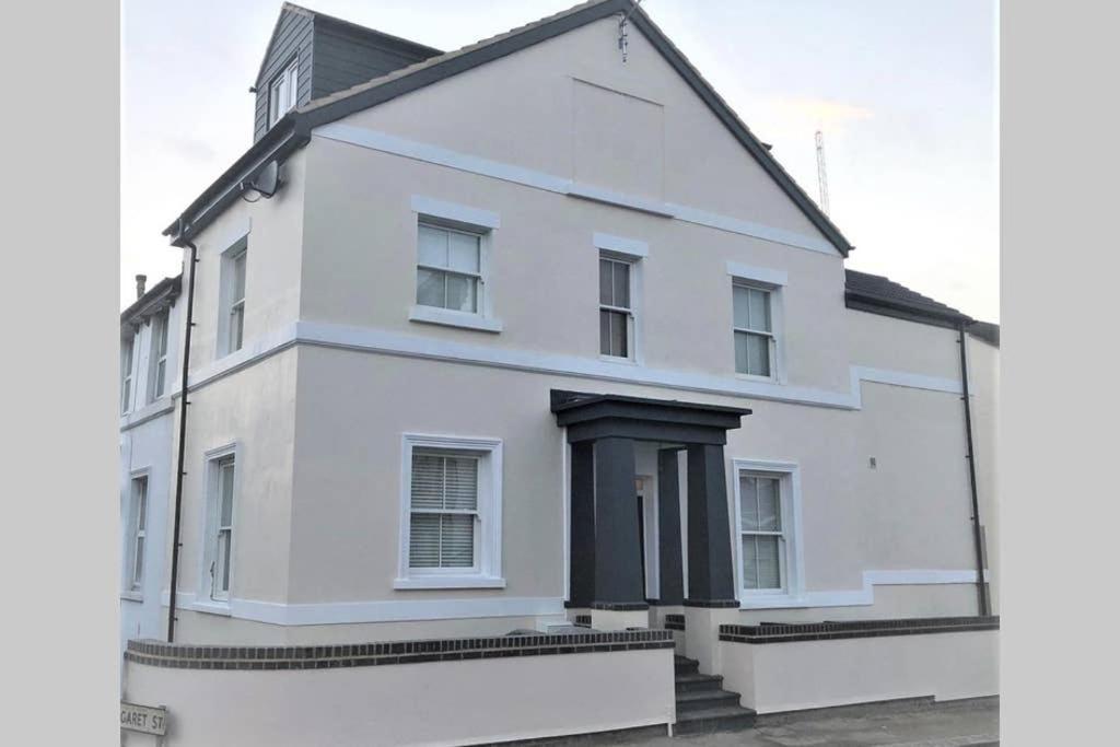 The Warren, Three Beaches House Folkestone Exterior photo